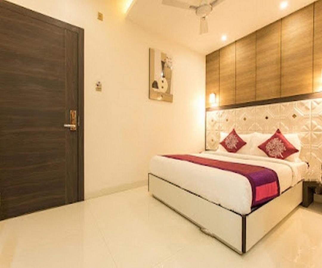 Cherrystay Kiran Inn Indore Zewnętrze zdjęcie