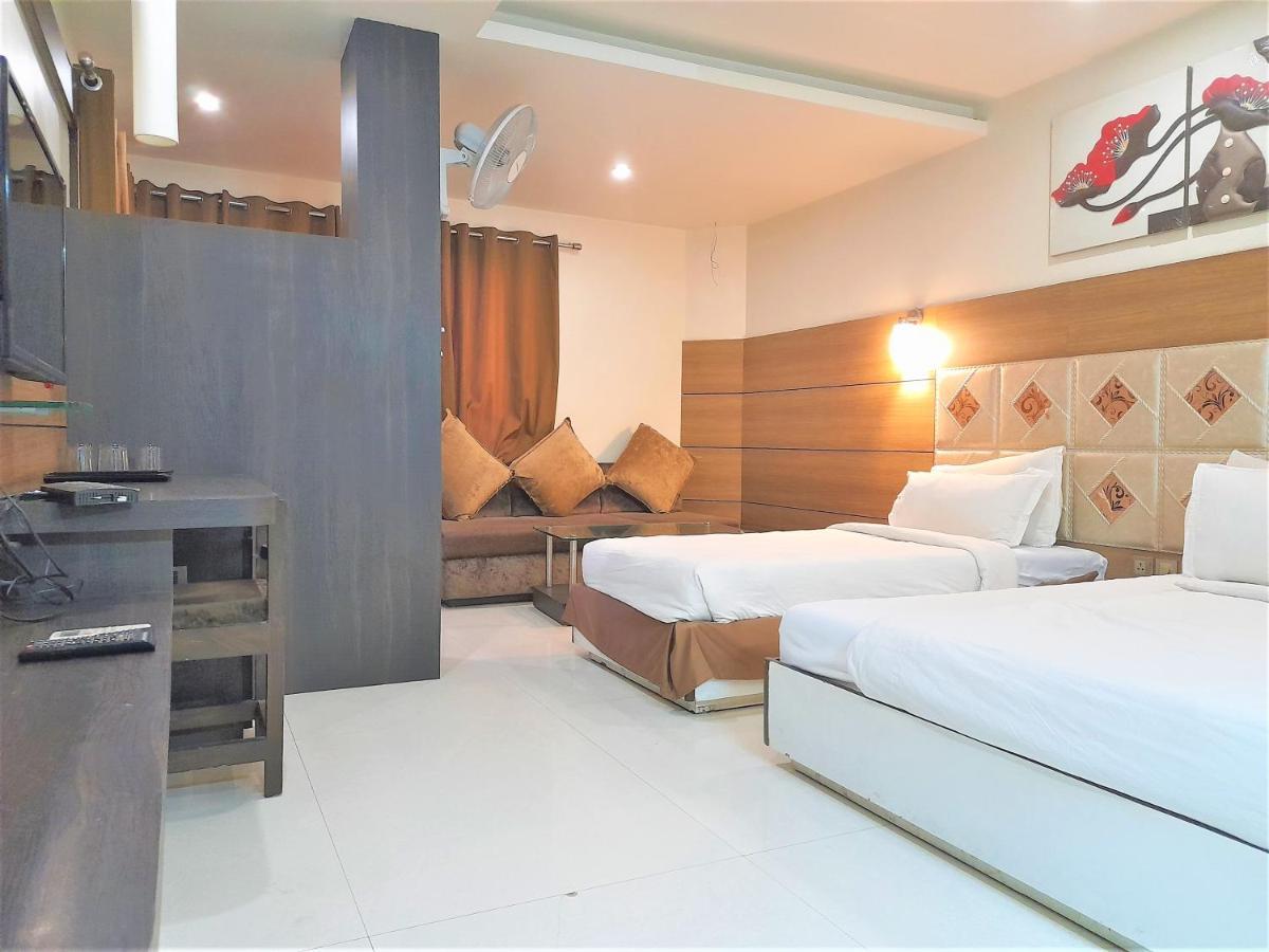 Cherrystay Kiran Inn Indore Zewnętrze zdjęcie
