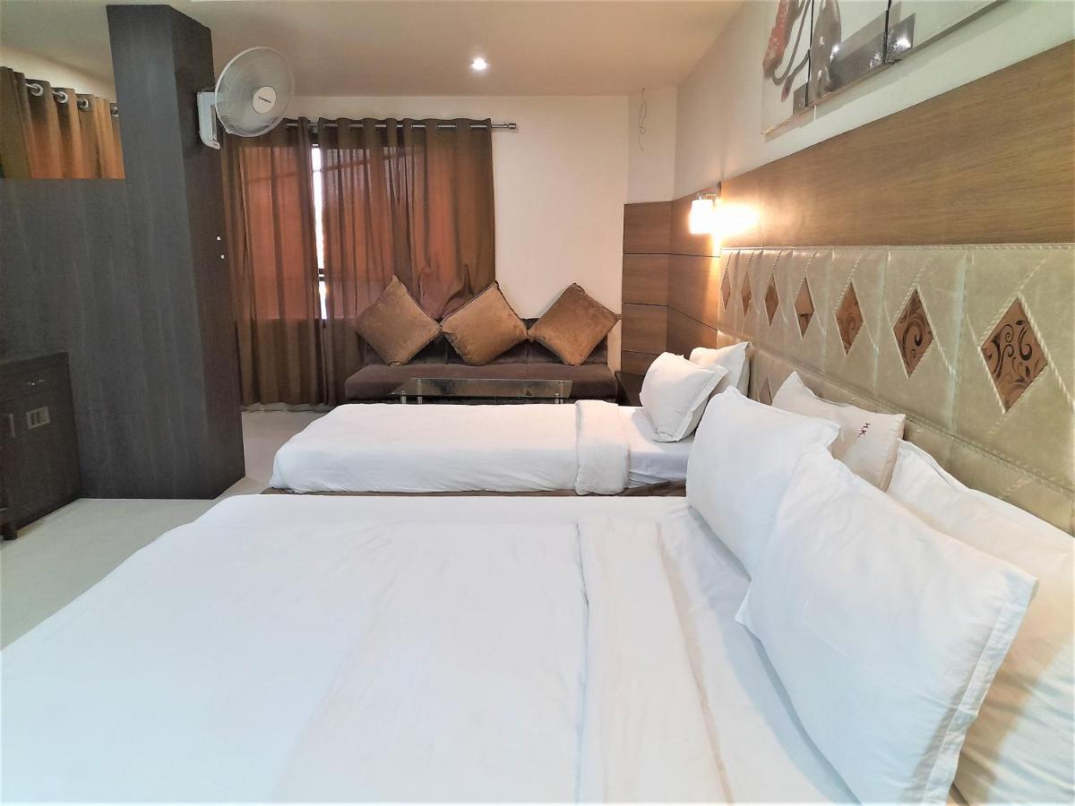 Cherrystay Kiran Inn Indore Zewnętrze zdjęcie